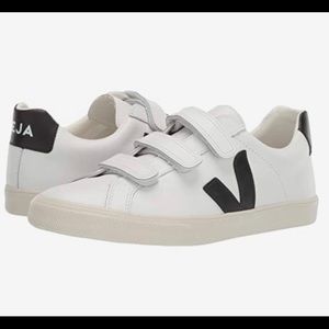 Veja 3 Lock Sneakers